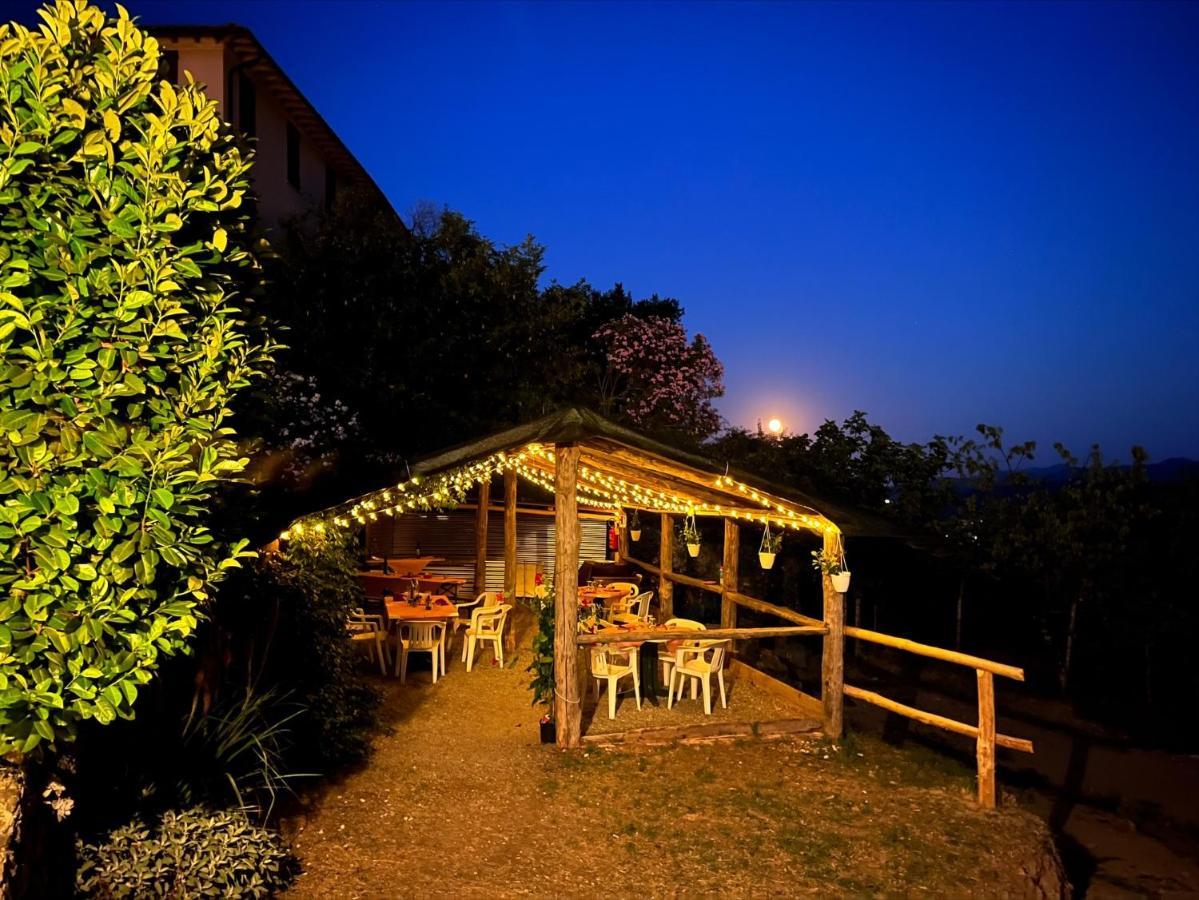 Locanda Agrogallo Carro エクステリア 写真